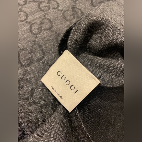 Gucci Scarf - Picture 6 of 7